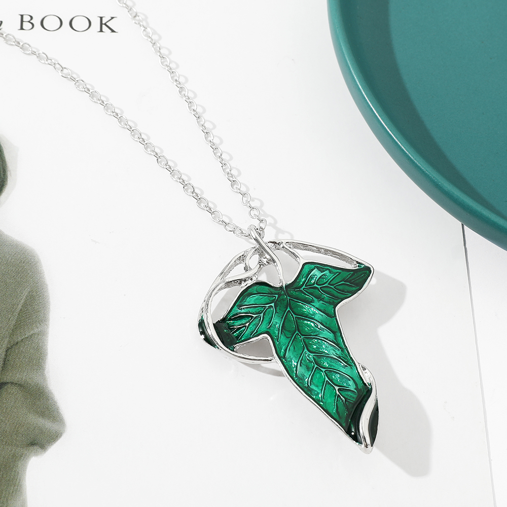 Vintage Green Leaf Pendant Nec - đánh giá và giá Vintage Fashion Online